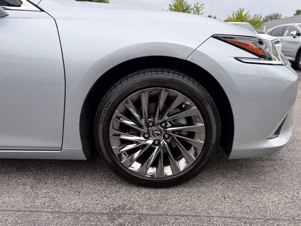 Used 2024 Lexus ES 350 Ultra Luxury w/ Accessory Package (Z2) FWD image 27