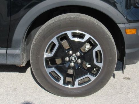 Used 2024 Ford Bronco Sport Outer Banks AWD/4WD image 10
