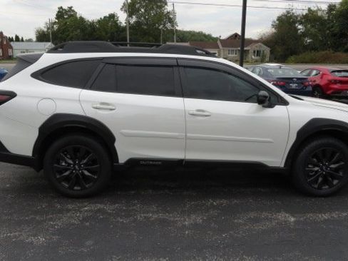Used 2025 Subaru Outback Onyx Edition XT image 9