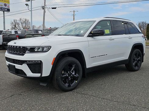 New 2026 Jeep Grand Cherokee Limited image 2