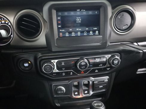 Used 2021 Jeep Wrangler Sport S w/ Technology Group image 23