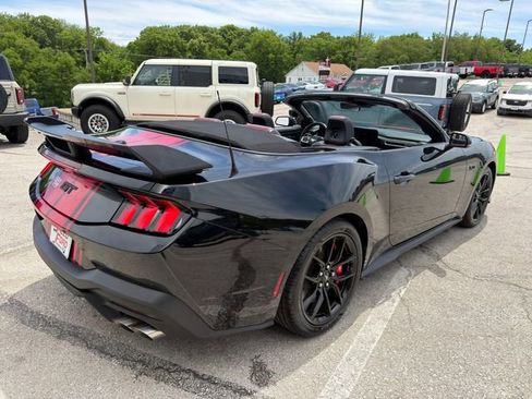 Used 2024 Ford Mustang GT Premium RWD image 7