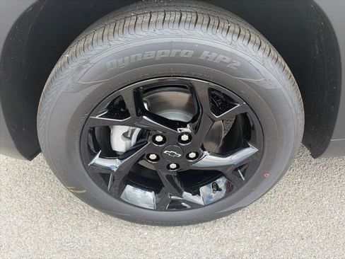New 2026 Chevrolet Trax LT w/ Driver Confidence Package FWD image 10