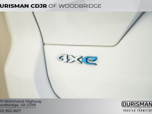 Certified 2023 Jeep Grand Cherokee 4WD 4xe image 9