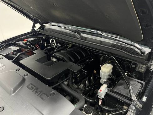 Used 2019 GMC Yukon XL Denali image 28