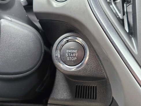 Used 2024 Subaru Crosstrek 2.5i Limited image 28