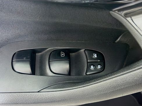 Used 2014 Nissan Altima 2.5 S FWD image 15