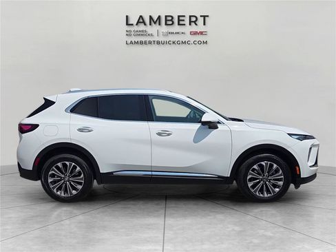 Used 2025 Buick Envision Preferred AWD/4WD image 6