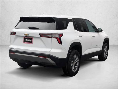 New 2026 Chevrolet Equinox LT w/ Convenience Package II image 2