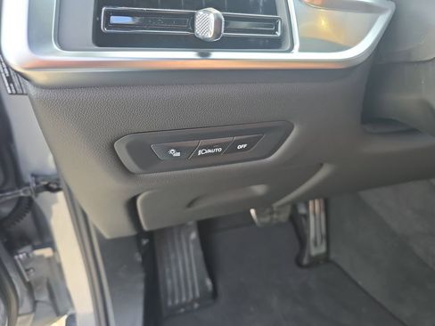 New 2026 BMW X5 xDrive40i w/ M Sport Package image 12