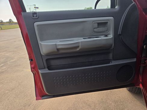 Used 2008 Dodge Dakota SXT w/ Convenience Group RWD image 11