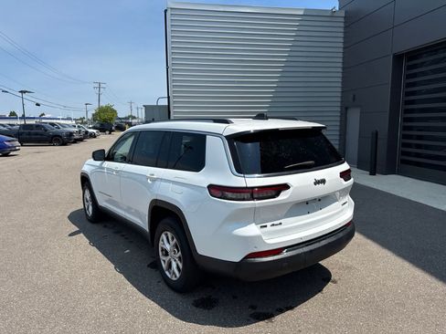 Used 2021 Jeep Grand Cherokee L Limited AWD/4WD image 3