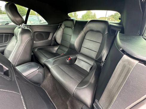 Used 2020 Ford Mustang Premium RWD image 27