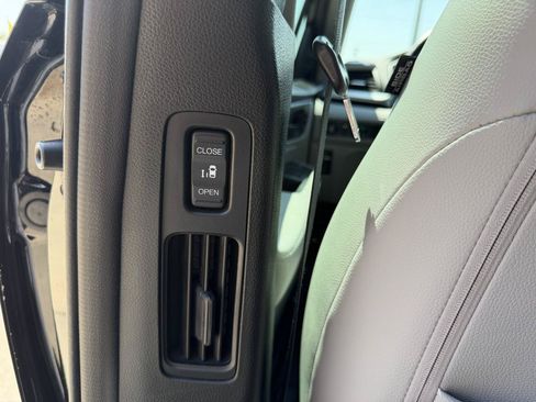 Used 2020 Honda Odyssey EX-L image 37