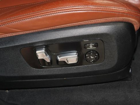 Used 2021 BMW X7 M50i w/ Executive Package AWD/4WD image 29