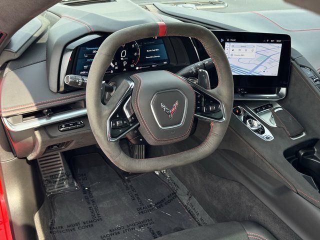 Used 2025 Chevrolet Corvette Stingray Premium Conv w/ Z51 Performance Package RWD image 14