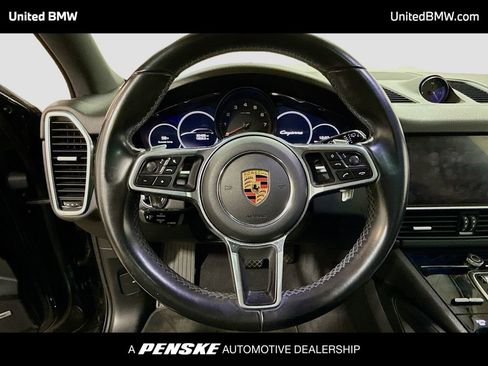 Used 2019 Porsche Cayenne image 6