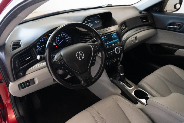 Used 2019 Acura ILX w/ Technology Package FWD image 5