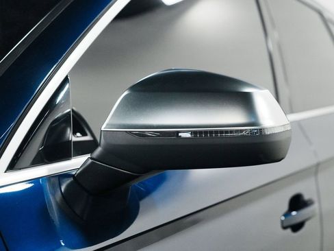 Used 2019 Audi SQ5 Premium Plus w/ Premium Plus Package image 44