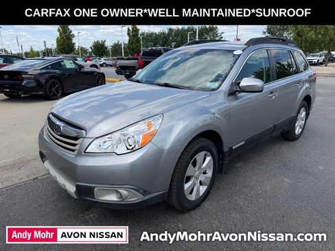 Used 2011 Subaru Outback 2.5i Limited w/ PWR Moonroof Pkg AWD/4WD image 2