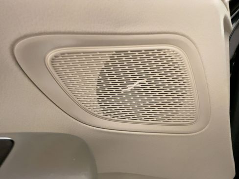 New 2026 Mercedes-Benz C 300 4MATIC Sedan image 19