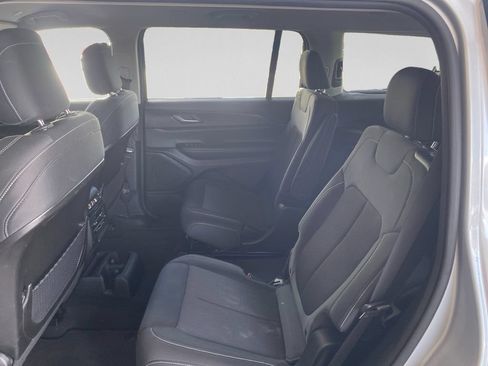 Used 2023 Jeep Grand Cherokee L Laredo RWD image 23