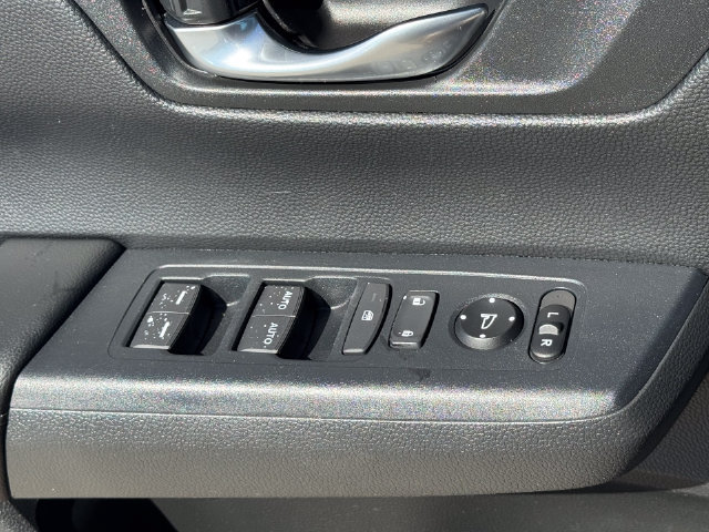 Certified 2025 Honda CR-V EX image 29