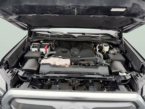 Used 2022 Toyota Tundra Limited image 30