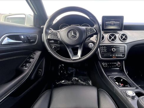 Used 2016 Mercedes-Benz GLA 250 image 5