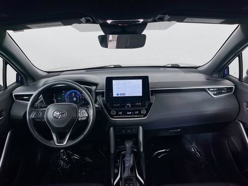 Used 2024 Toyota Corolla Cross AWD Hybrid w/ Convenience Package image 12