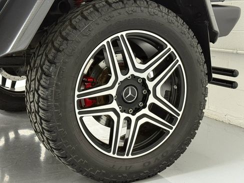 Used 2018 Mercedes-Benz G 550 Squared image 70
