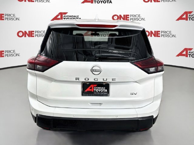 Used 2024 Nissan Rogue SV FWD image 6