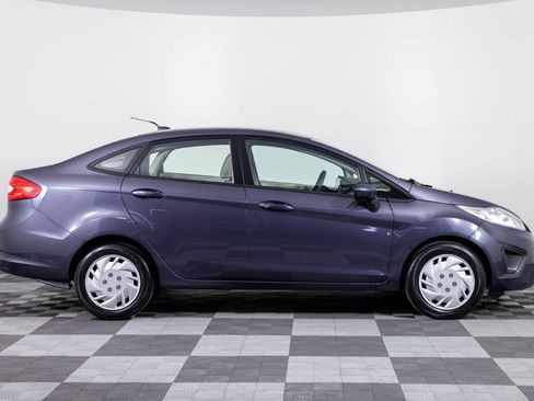 Used 2012 Ford Fiesta S image 9
