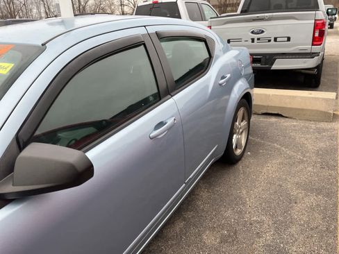 Used 2013 Dodge Avenger SE image 8