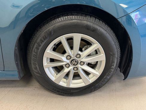 Used 2025 Toyota Camry LE image 27