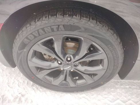 Used 2018 Chrysler Pacifica Touring Plus w/ S Appearance Package image 15