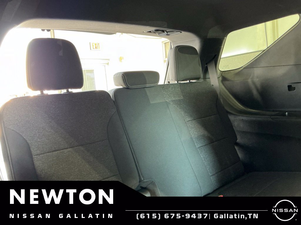Used 2024 Chevrolet Traverse LT FWD image 24