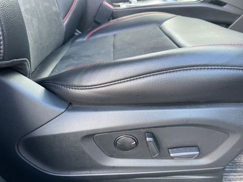 Used 2024 Ford Explorer ST-Line w/ Class IV Trailer Tow Package image 12