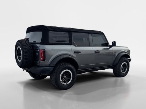 Used 2022 Ford Bronco Badlands w/ Sasquatch Package image 6