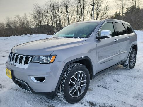Used 2021 Jeep Grand Cherokee Limited image 1
