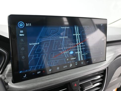 New 2025 Ford Escape SE w/ PHEV Premium Package image 16