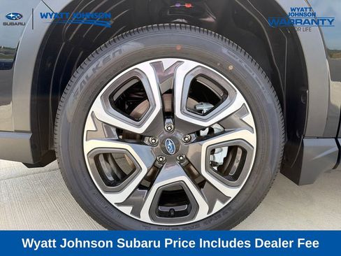 New 2026 Subaru Ascent Limited AWD/4WD image 3