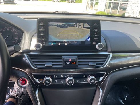 Used 2022 Honda Accord Sport image 28
