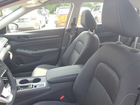 New 2026 Nissan Altima 2.5 SV AWD/4WD image 36