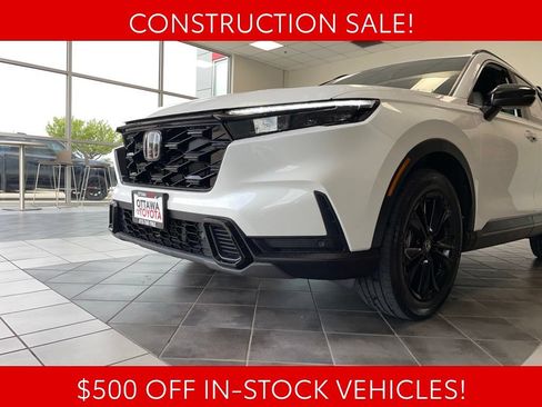 Used 2023 Honda CR-V Sport Touring image 17