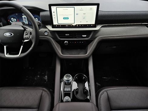 New 2026 Ford Explorer Platinum image 14