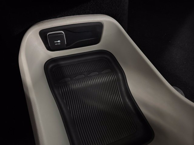 Used 2023 Chrysler Voyager LX FWD image 42