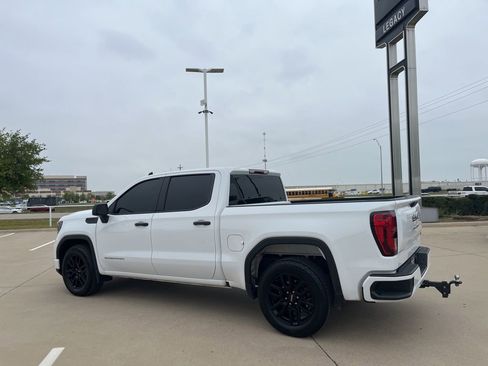 Used 2024 GMC Sierra 1500 Pro w/ Graphite Edition image 4