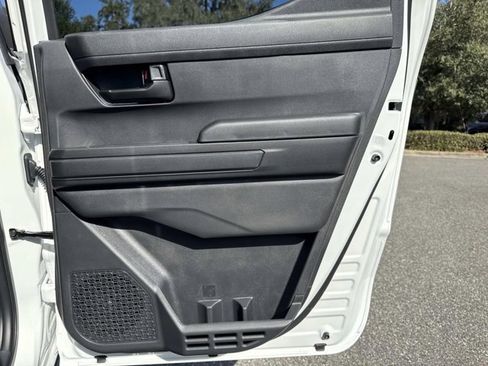 Certified 2025 Toyota Tacoma SR5 image 19