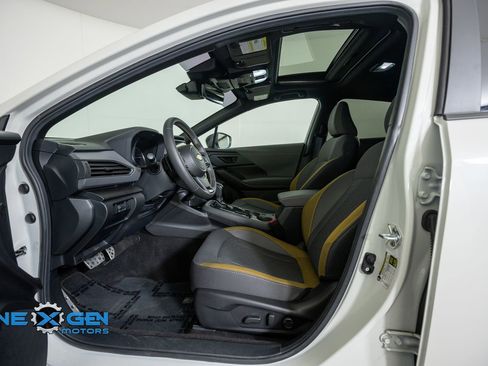 Used 2025 Subaru Crosstrek 2.5i Sport AWD/4WD image 11